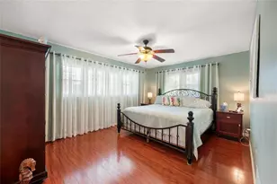 5072 43rd St S, Saint Petersburg, FL 33711 - Photo 18