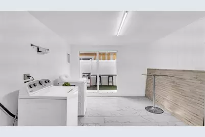 8912 Saboda Court, Tampa, FL 33634 - Photo 34