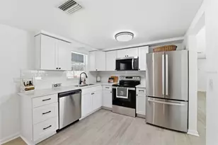 2703 Dante Pl, Holiday, FL 34691 - Photo 6