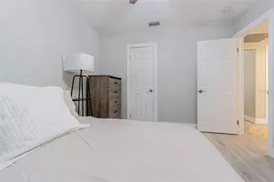 701 W Henry Ave, Tampa, FL 33604 - Photo 6