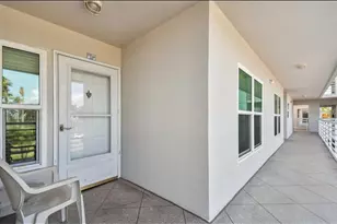 5701 Bahia Del Mar Circle, Saint Petersburg, FL 33715 - Photo 10