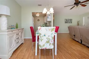 202 Glen Ellen Pl, Sun City Center, FL 33573 - Photo 16