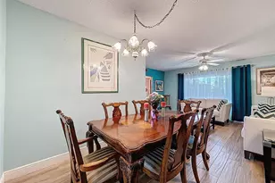 7923 Singing Ct Pl, Tampa, FL 33615 - Photo 16