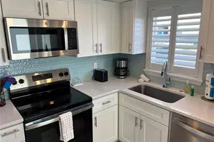 6154 Midnight Pass Rd, Sarasota, FL 34242 - Photo 10