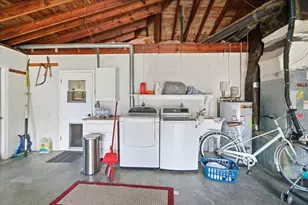 1926 Sandra Dr, Clearwater, FL 33764 - Photo 38