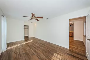 4723 114th St N, Madeira Beach, FL 33708 - Photo 22