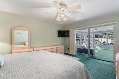 7734 Cardiff Court, Saint Petersburg, FL 33709 - Photo 14