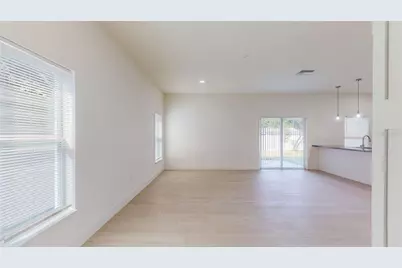 4020 E Henry Avenue, Tampa, FL 33610 - Photo 8