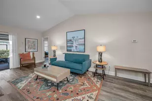 322 Windrush Loop, Tarpon Springs, FL 34689 - Photo 6