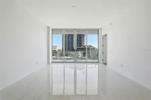 400 Central Ave, Saint Petersburg, FL 33701 - Photo 18