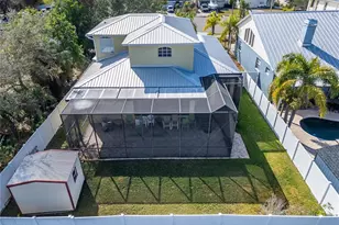 901 Shagos Dr, Apollo Beach, FL 33572 - Photo 2