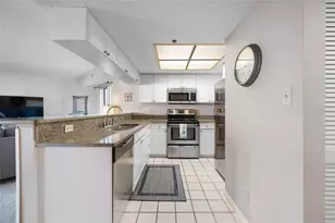 18450 Gulf Blvd, Indian Shores, FL 33785 - Photo 6