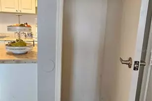 1400 Gandy Blvd N, Saint Petersburg, FL 33702 - Photo 12