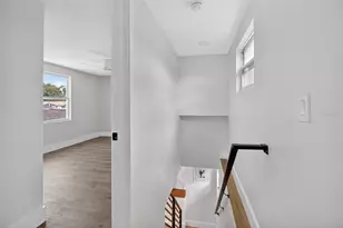 651 20th St NW, Largo, FL 33770 - Photo 32