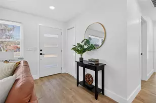 651 20th St NW, Largo, FL 33770 - Photo 6