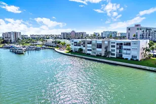 7625 Sun Island Dr S, South Pasadena, FL 33707 - Photo 1