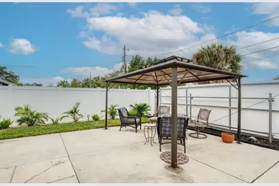 625 Folsom Street S, Gulfport, FL 33707 - Photo 4