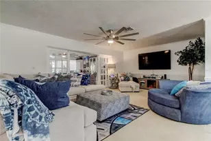 2686 Clubhouse Dr S, Clearwater, FL 33761 - Photo 28