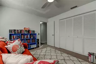 2686 Clubhouse Dr S, Clearwater, FL 33761 - Photo 18