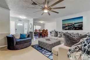 2686 Clubhouse Dr S, Clearwater, FL 33761 - Photo 30