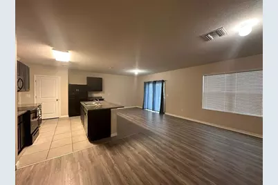 7531 Tuscan Bay Circle, Wesley Chapel, FL 33545 - Photo 6