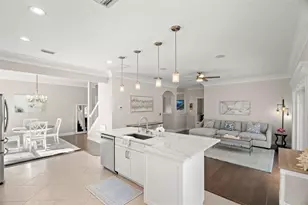 834 Addison Dr NE, Saint Petersburg, FL 33716 - Photo 14