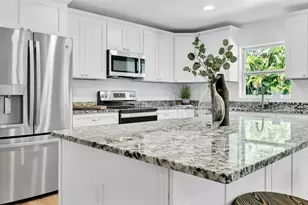 4694 Yarmouth Ave S, Saint Petersburg, FL 33711 - Photo 18