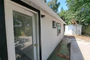 1040 65th St S, South Pasadena, FL 33707 - Photo 12