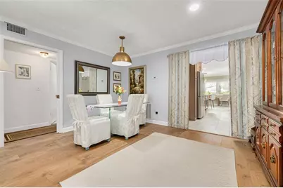 8198 Terrace Garden Drive N #202, Saint Petersburg, FL 33709 - Photo 6
