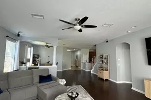 32029 Garden Alcove Loop, Wesley Chapel, FL 33545 - Photo 4