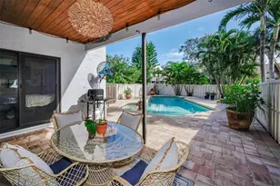 990 San Carlos Ct NE, Saint Petersburg, FL 33702 - Photo 50