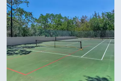 990 San Carlos Court NE, Saint Petersburg, FL 33702 - Photo 64