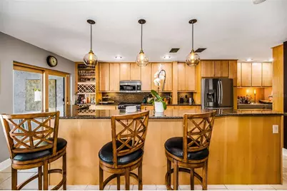 990 San Carlos Court NE, Saint Petersburg, FL 33702 - Photo 26