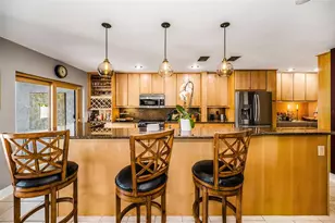 990 San Carlos Ct NE, Saint Petersburg, FL 33702 - Photo 26