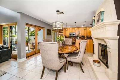 990 San Carlos Court NE, Saint Petersburg, FL 33702 - Photo 16
