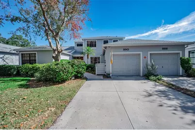 990 San Carlos Court NE, Saint Petersburg, FL 33702 - Photo 6