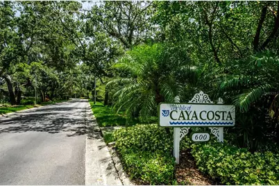 990 San Carlos Court NE, Saint Petersburg, FL 33702 - Photo 60