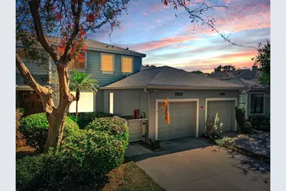 990 San Carlos Court NE, Saint Petersburg, FL 33702 - Photo 1