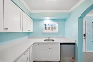 19417 Gulf Blvd, Indian Shores, FL 33785 - Photo 14