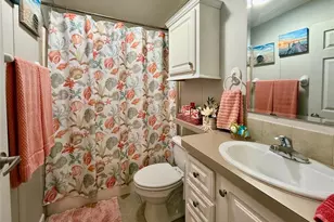 272 S Port Royal Ln, Apollo Beach, FL 33572 - Photo 16