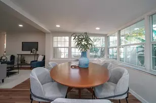 110 92nd Ave NE, Saint Petersburg, FL 33702 - Photo 16