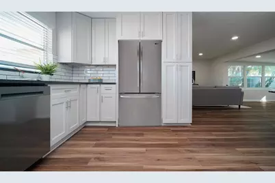 110 92nd Avenue NE, Saint Petersburg, FL 33702 - Photo 30