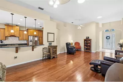 18955 Maisons Drive, Lutz, FL 33558 - Photo 14
