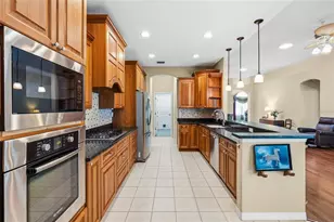 18955 Maisons Dr, Lutz, FL 33558 - Photo 8