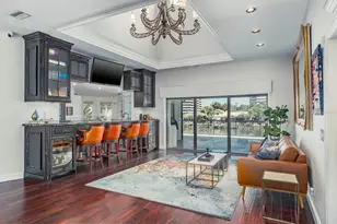 5949 Seabird Dr S, Gulfport, FL 33707 - Photo 14