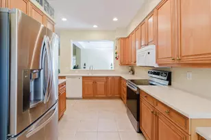 12705 Aston Creek Dr, Tampa, FL 33626 - Photo 18