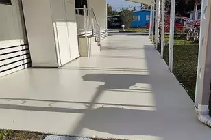 831 Riverview Ln, Tarpon Springs, FL 34689 - Photo 8