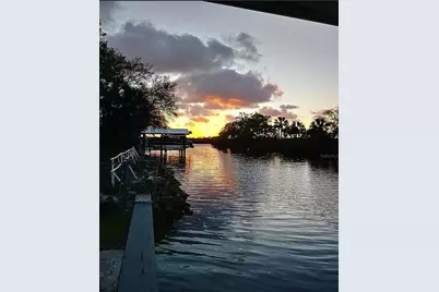 831 River View Lane, Tarpon Springs, FL 34689 - Photo 10