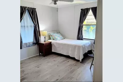 831 River View Lane, Tarpon Springs, FL 34689 - Photo 22