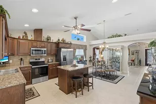 6643 3rd Ave N, Saint Petersburg, FL 33710 - Photo 18